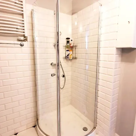 Homecomfort Adonis Varsovia