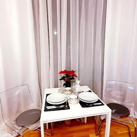 Apartament Homecomfort Adonis Warszawa